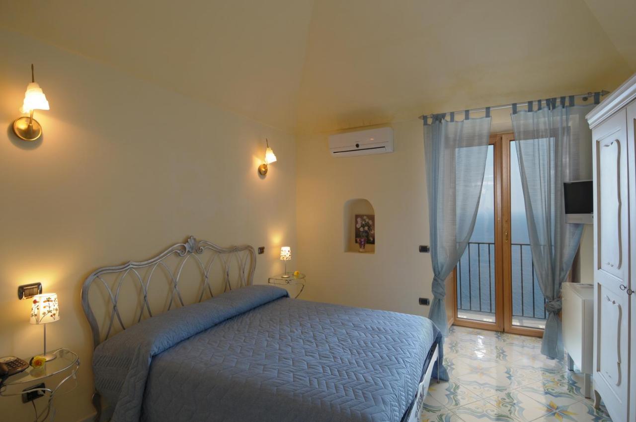 Terrazza Di Rosa - Sea View Villa Praiano Buitenkant foto