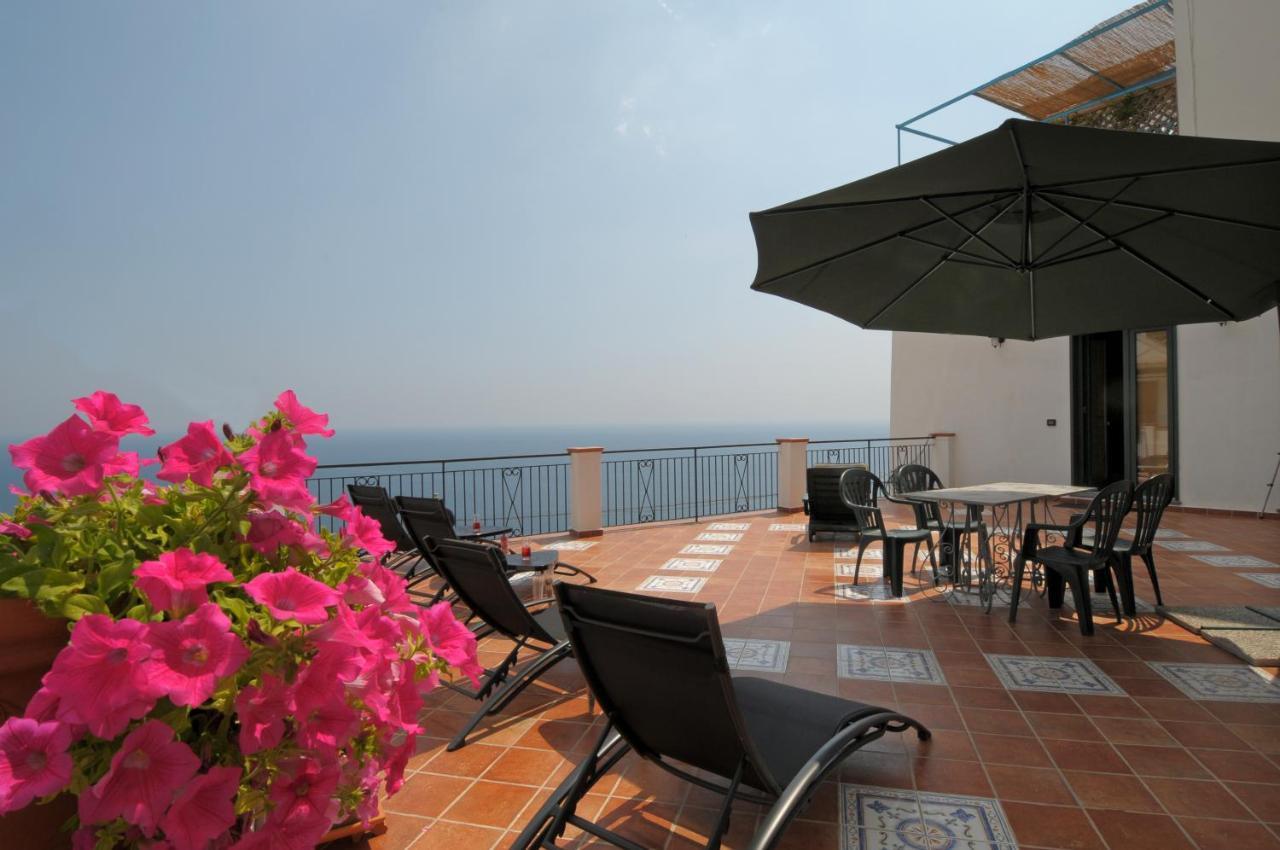 Terrazza Di Rosa - Sea View Villa Praiano Buitenkant foto